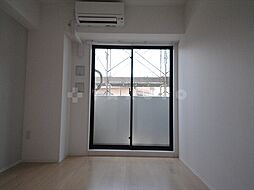 ファーストステージ北大阪レジデンス 206 2階1Kのリビング/ダイニング