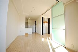 阪急京都本線 十三駅 徒歩5分の賃貸マンション 11階1LDKのリビング/ダイニング