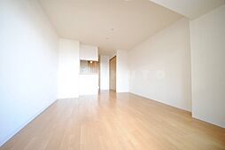 阪急京都本線 上新庄駅 徒歩2分の賃貸マンション 7階1Kのリビング/ダイニング