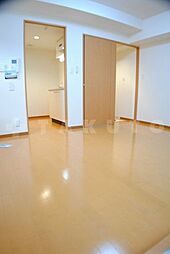 Osaka Metro御堂筋線 江坂駅 徒歩5分の賃貸マンション 8階1Kのリビング/ダイニング