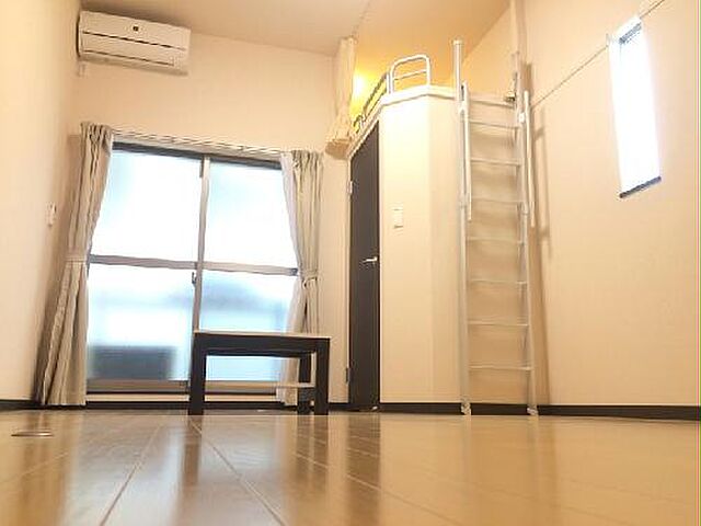 寝室