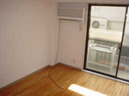 秀マンション 203 1階2LDKのリビング/ダイニング