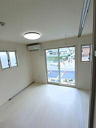 ブルーサファイア　Ａ 101 1階1LDKのリビング/ダイニング