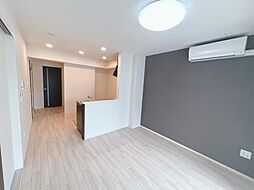 エバープレイス 1階1LDKのリビング/ダイニング