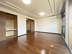 ハイツ岡西II 1階1DKのリビング/ダイニング