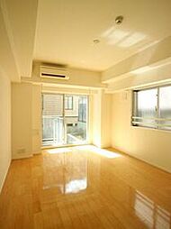 東京メトロ銀座線 表参道駅 徒歩9分の賃貸マンション 3階1DKのリビング/ダイニング