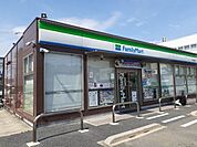 【コンビニエンスストア】ファミリーマート 伏見横大路店まで400ｍ