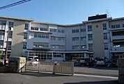 【小学校】焼津西小学校まで1200ｍ