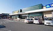 【ホームセンター】セキチュー伊勢崎茂呂店まで800ｍ