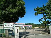 【小学校】市立馬庭小学校まで900ｍ