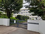 【小学校】吉岡町立明治小学校まで800ｍ
