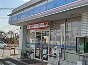 【コンビニエンスストア】ローソン総和大堤店まで800ｍ
