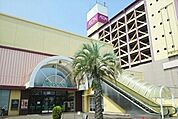 【ショッピングセンター】サンモールまで260ｍ