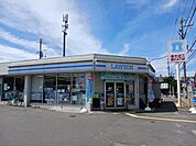 【コンビニエンスストア】ローソン 伏見久我橋店まで240ｍ