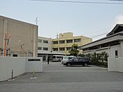【中学校】市原市立八幡中学校まで350ｍ
