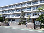 【中学校】磐田第一中学校まで650ｍ