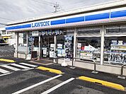 【コンビニエンスストア】ローソン下之城店まで450ｍ