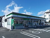 【コンビニエンスストア】ファミリーマート羽島平方店まで850ｍ