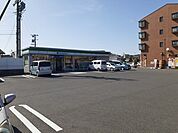 【コンビニエンスストア】ファミリーマート阿久比植大店まで875ｍ