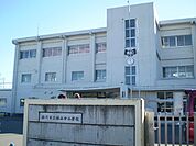 【小学校】掛川市立西山口小学校まで280ｍ