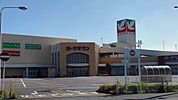 【スーパー】ヨークタウンまで1300ｍ