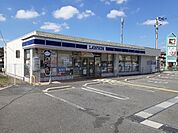 【コンビニエンスストア】ローソン 宇治木幡平尾店まで240ｍ