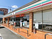 【コンビニエンスストア】セブンイレブン小野3丁目店まで550ｍ