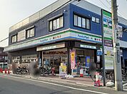 【コンビニエンスストア】ファミリーマート様まで279ｍ