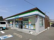 【コンビニエンスストア】ファミリーマート 揖斐池田町店まで1300ｍ