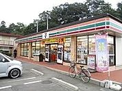 【コンビニエンスストア】セブン-イレブン深谷南通り店まで800ｍ