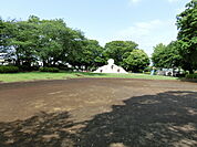 【公園】駿河台公園（タコ公園）まで440ｍ