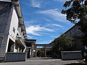 【小学校】犬山市立　楽田小学校まで170ｍ