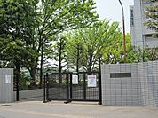 【高校】県立蕨高校まで321ｍ