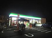 【コンビニエンスストア】ファミリーマート柏高田店まで621ｍ