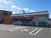 【コンビニエンスストア】セブンイレブン伊奈羽貫駅前店まで560ｍ