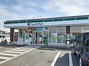 【コンビニエンスストア】ファミリーマート宇都宮羽牛田店まで950ｍ