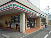 【コンビニエンスストア】セブンイレブン浦和田島店まで374ｍ
