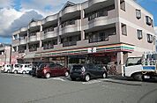 【コンビニエンスストア】セブンイレブン豊橋下地町店まで650ｍ