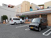 【コンビニエンスストア】セブンイレブン海老名中央1丁目店まで919ｍ