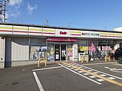【コンビニエンスストア】デイリーヤマザキ 下鳥羽北ノ口まで270ｍ