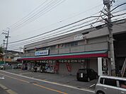 【ドラッグストア】ダックス右京さがの店まで389ｍ