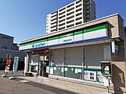 【コンビニエンスストア】ファミリーマート 武蔵藤沢駅前まで350ｍ