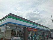 【その他】ファミリーマート 春日井大留店まで68ｍ