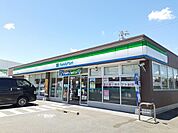 【コンビニエンスストア】ファミリーマート　小牧味岡口店まで500ｍ