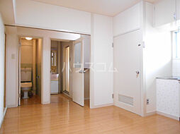 シャトー高蔵 301 3階2LDKのリビング/ダイニング