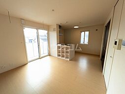 サンライズ 202 2階1LDKのリビング/ダイニング