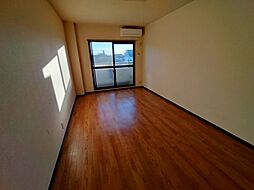 メゾン中央 303 3階1Kのリビング/ダイニング