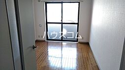 ゼファ・エス 1階1Kのリビング/ダイニング