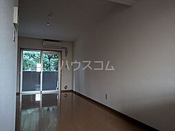 プチセゾン小山城東庭園 102 1階1Kのリビング/ダイニング