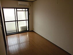 グレーシー西ノ京 1階1Kのリビング/ダイニング